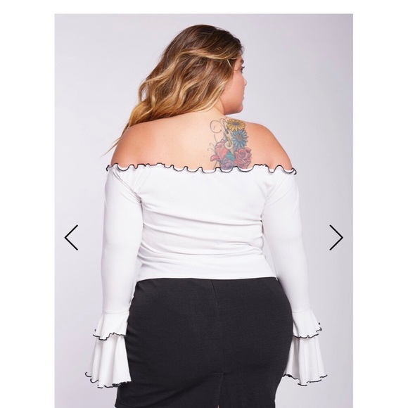 SONCY Ruffle Neckline Sleeve Ribbed Off Shoulder - Picture 4 of 9